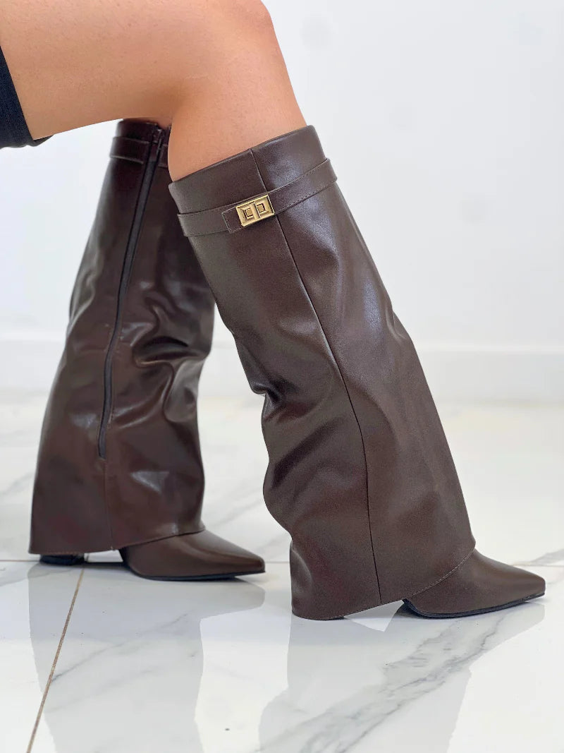 HEELED GAITER BOOTS (BROWN)